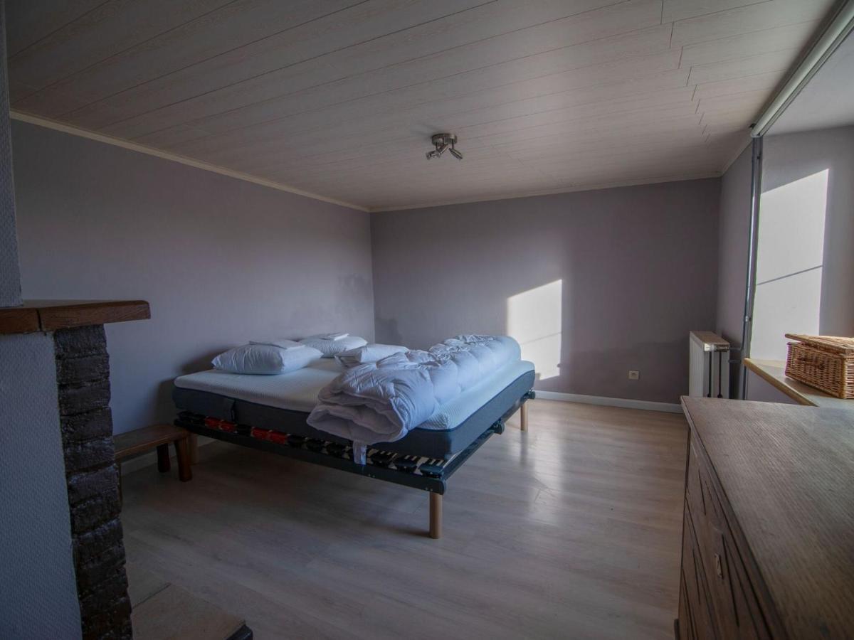 Very Spacious House With Sauna Spa And Countryside Views Gouvy Luaran gambar